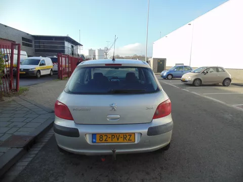 Peugeot 307 1.4-16V XS 2005 MET NAVI AIRCO