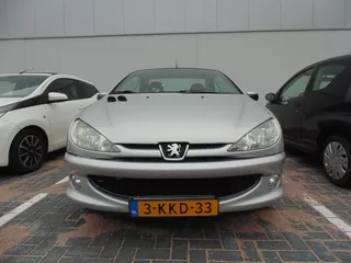 Peugeot 206 CC 1.6-16V trekha airco apk 06-2026