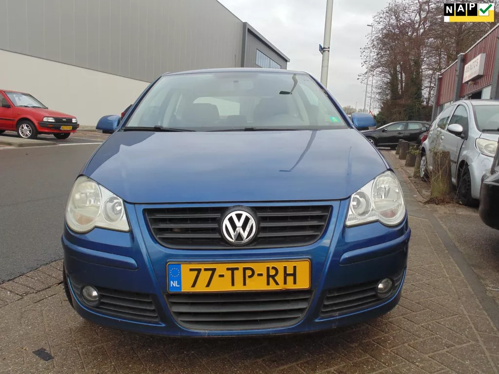 Volkswagen Polo 1.6-16V Optive APK 02-2027