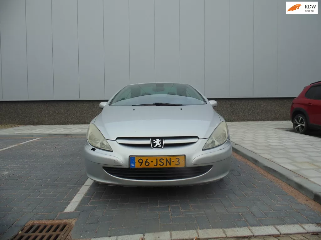 Peugeot 307 CC 1.6-16V CABRIO MET LEER NAVI