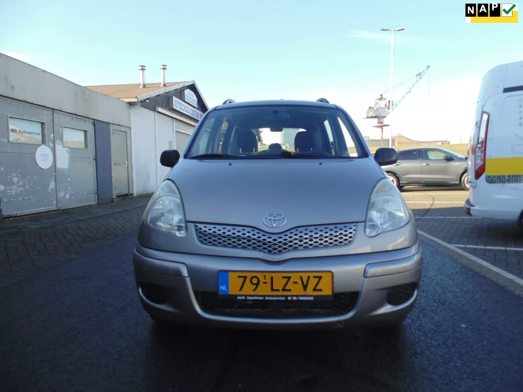Toyota Yaris Verso 1.3 VVT-i Sol MET AIRCO