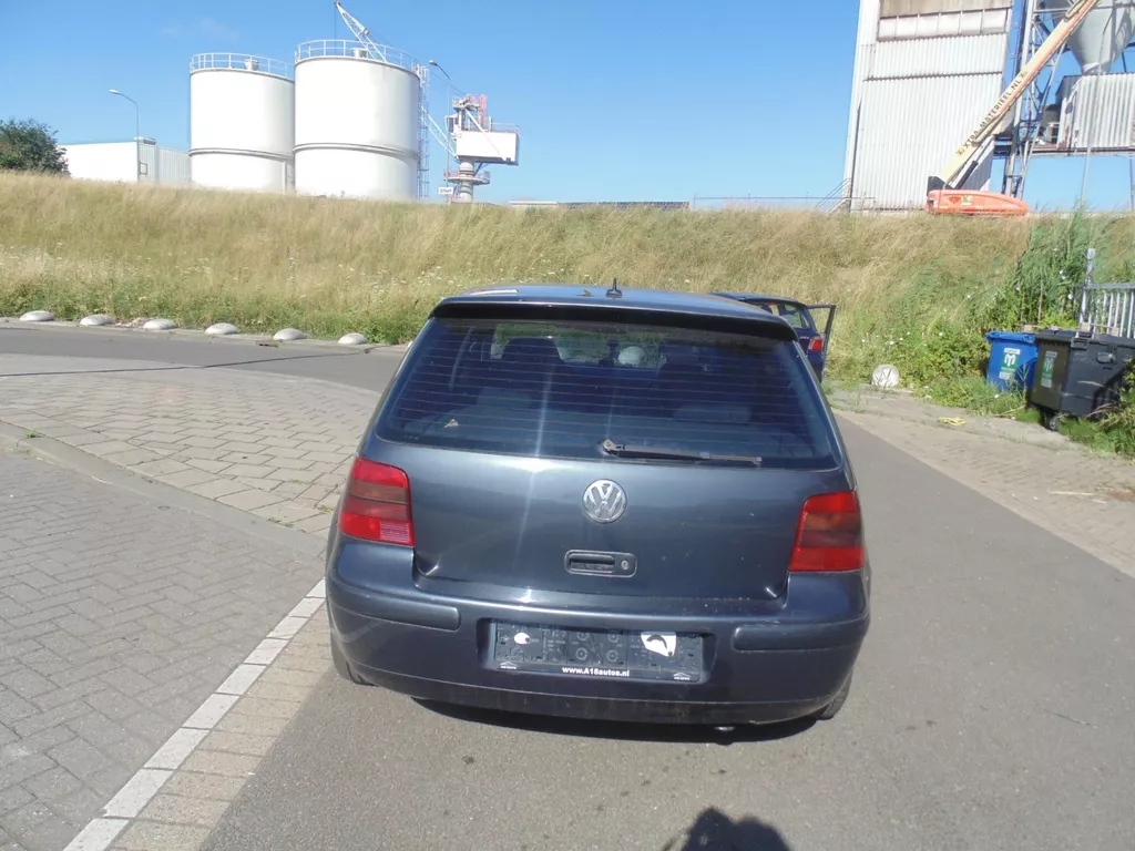 Volkswagen Golf 1.8-5V Highline MET AIRCO EXPORT