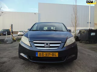 Honda FR-V 1.7i MET AIRCO 6 PERSOONS
