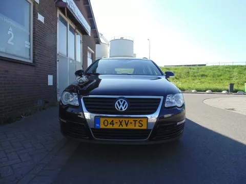 Volkswagen Passat Variant 2.0 FSI Comfortline Business AIRCO NAVI