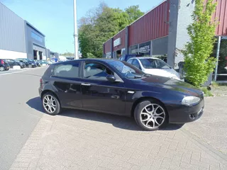 Alfa Romeo 147 1.6 T.Spark Business Pro 2009 MET TREKHAAK AIRCO