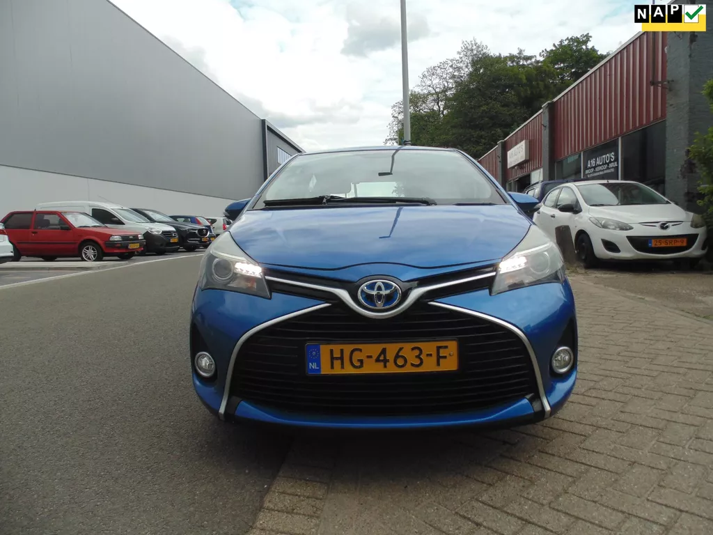 Toyota Yaris 1.5 Hybrid Lease MET NAVI CAMERA TREKHAAK AIRCO