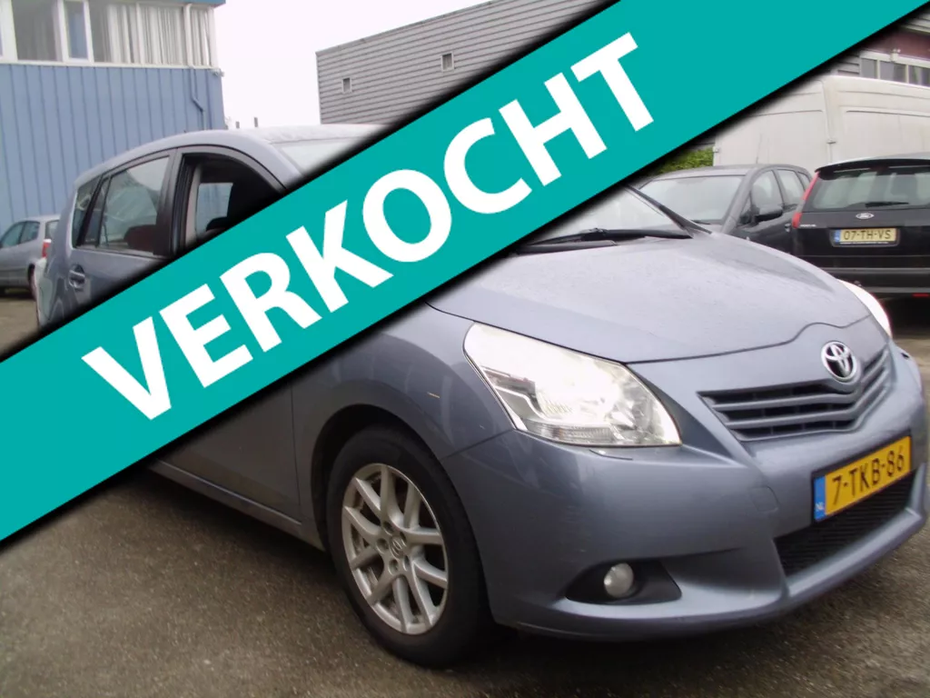 Toyota Verso 1.8 VVT-i Business 7p. AIRCO CAMERA PANORAMDAK