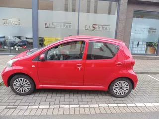 Toyota Aygo 1.0-12V 5 DEURS MEY AIRCO 122000 KM