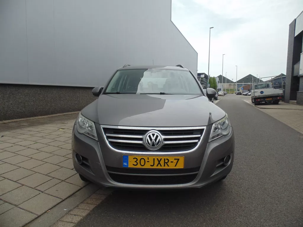 Volkswagen Tiguan 1.4 TSI Comfort&amp;Design Met airco navi trekhaak