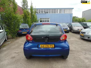 Toyota Aygo 1.0-12V + 2008 5DEURS APK 08-2027