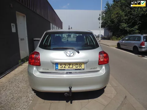 Toyota Auris 1.6-16V Sol Business met NAVI AIRCO TERKHAAK rijdt 100% goed voor scahde
