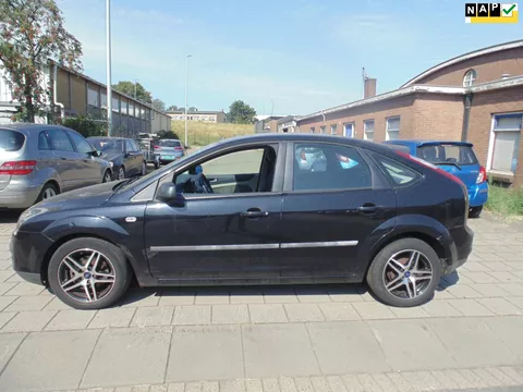 Ford Focus 1.6-16V First Edition 2005