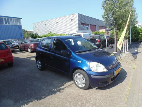 Toyota Yaris 1.0 VVT-i Idols MMT MET