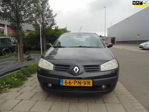 Renault M&eacute;gane 2.0-16V Authentique Comfort automaat