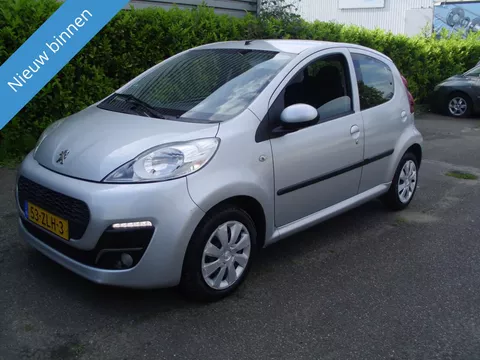 Peugeot 107 PEUGEOT 1.0 5 DEURS MET AIRCO