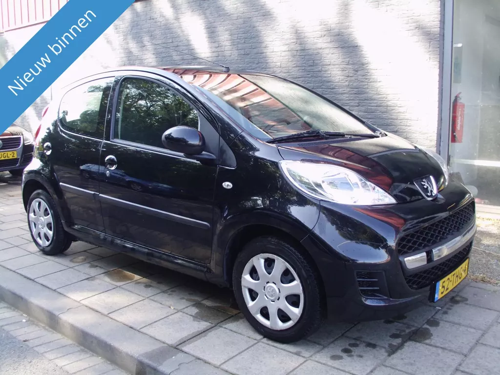 Peugeot 107 PEUGEOT 1.0 met airco 5 deurs