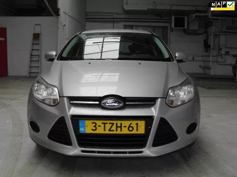 Ford Focus Wagon 1.6 TDCI Lease Trend NAVI AIRCO 07-2014