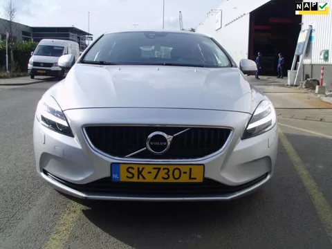 Volvo V40 2.0 D2 Nordic+ MET NAVI 2018