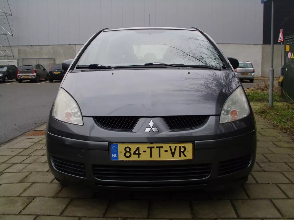 Mitsubishi Colt 1.3 Invite automaat