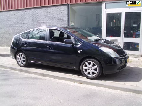 Toyota Prius 1.5 VVT-i Business Edition NAVI LEDER