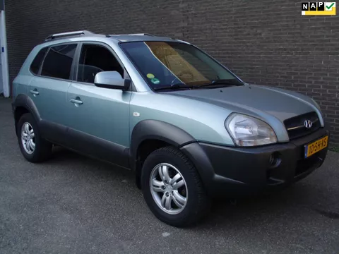 Hyundai Tucson 2.0i Dynamic MET AIRCO