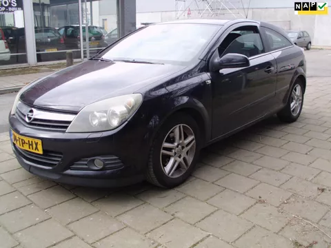 Opel Astra GTC 1.4 Cosmo GTC