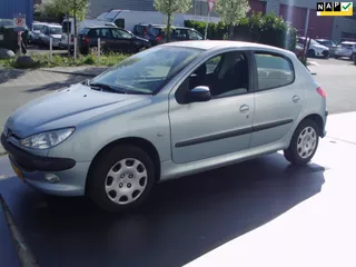 Peugeot 206 1.4-16V Gentry KM 72000 MET AIRCO