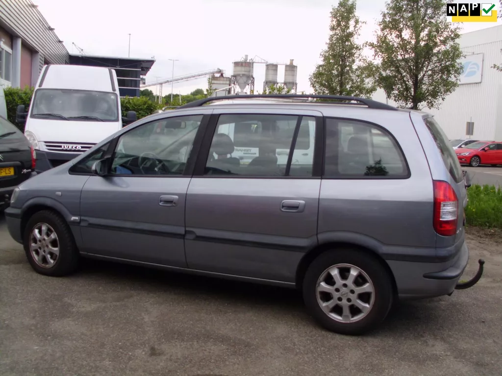 Opel Zafira 1.8-16V Elegance 7 SET MET AIRCO