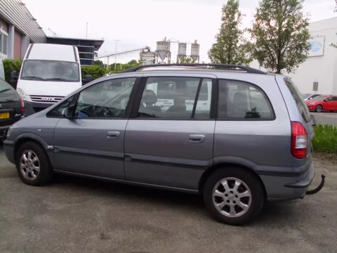 Opel Zafira 1.8-16V Elegance 7 SET MET AIRCO