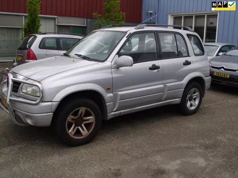 Suzuki Grand Vitara 2.5 V6 AUTOMAAT MET AIRCO 4/4