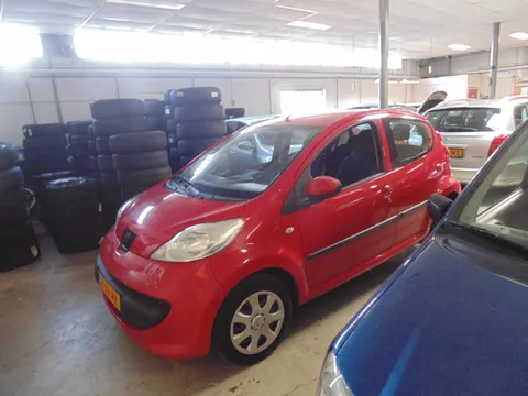 Peugeot 107 1.0-12V XS